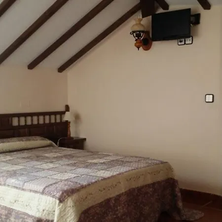 La Cerra De San Roque Country house *